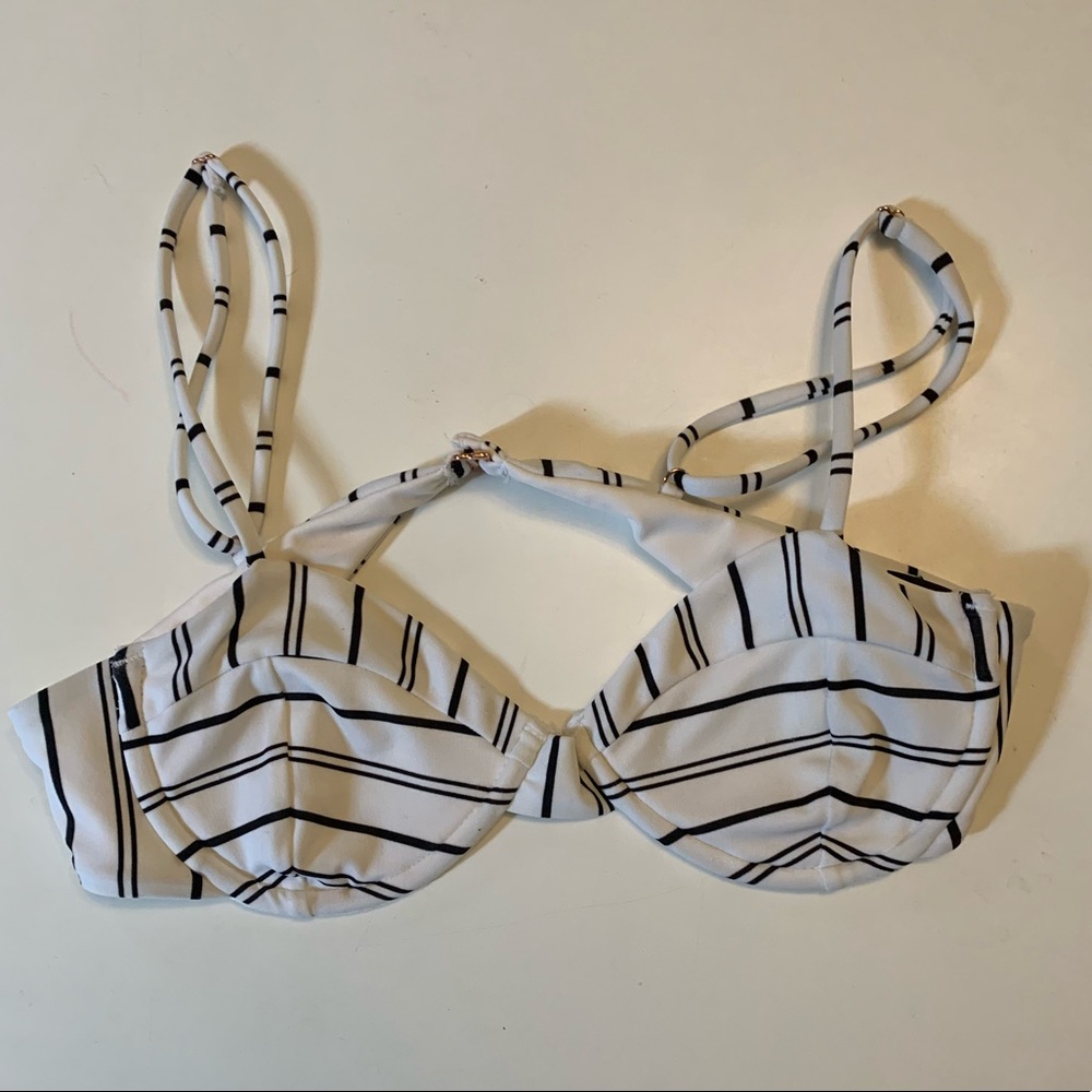 L.A. hearts striped swimsuit top